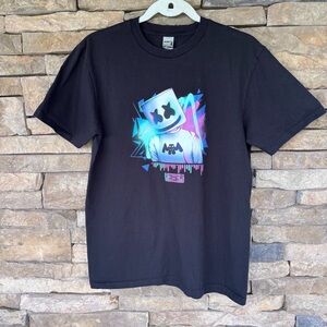 Gildan Black Tee with Vibrant Graphic‎